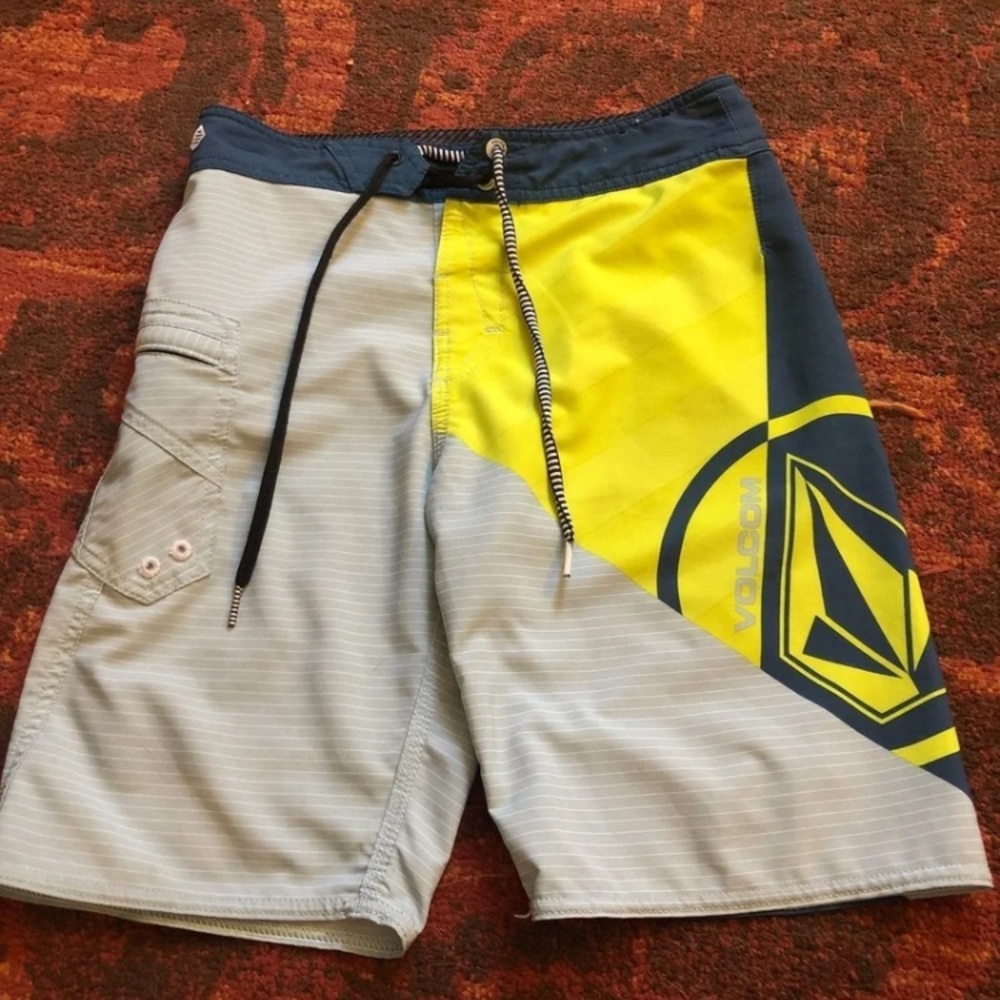 Volcom boys board shorts size 12